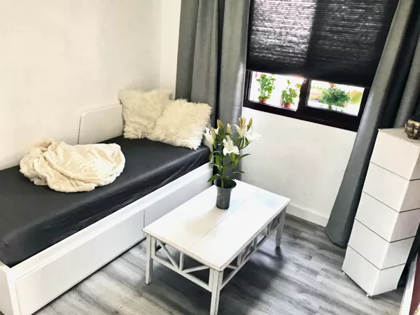 Schlafzimmer 2